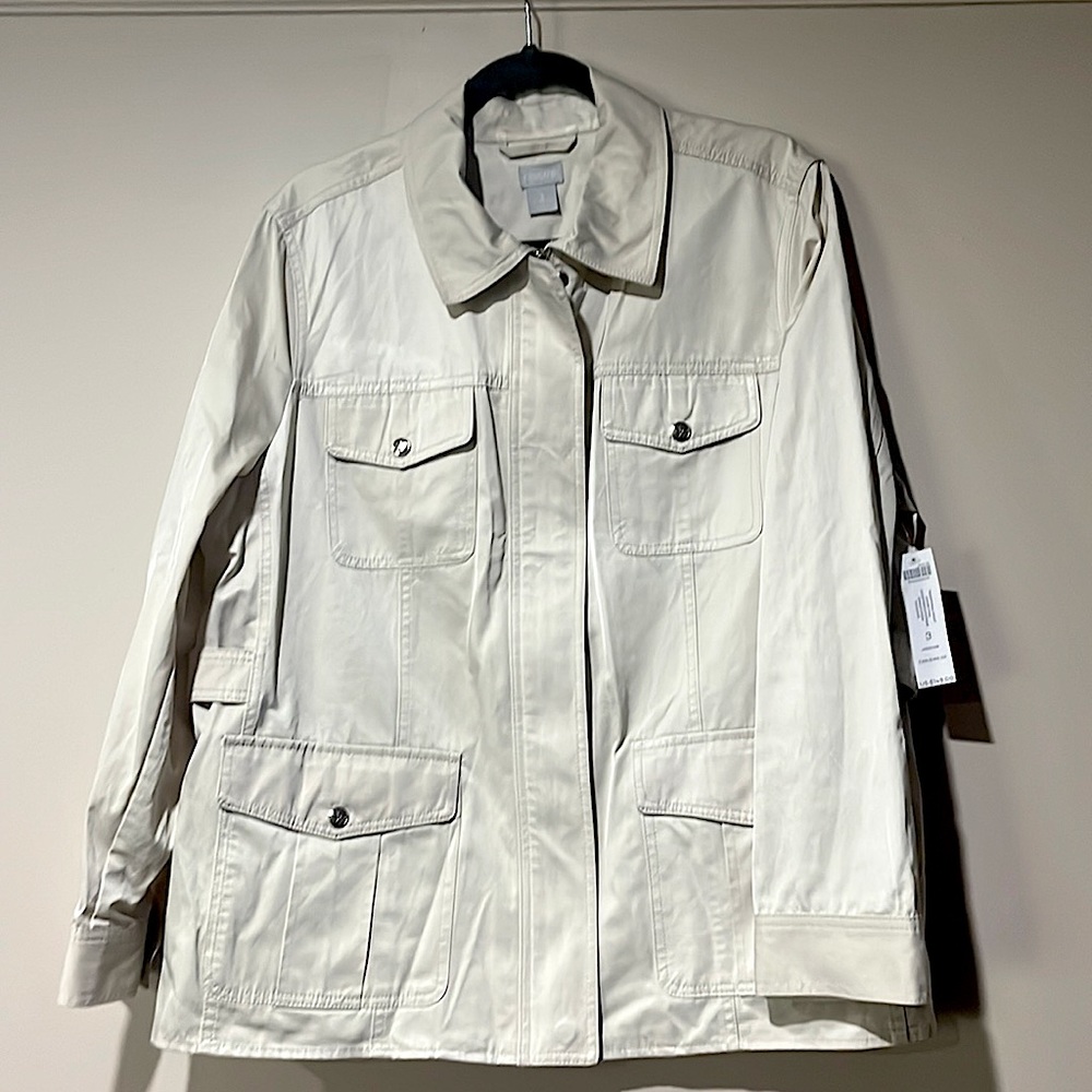 Sharp Chico’s jacket. New w/tags!